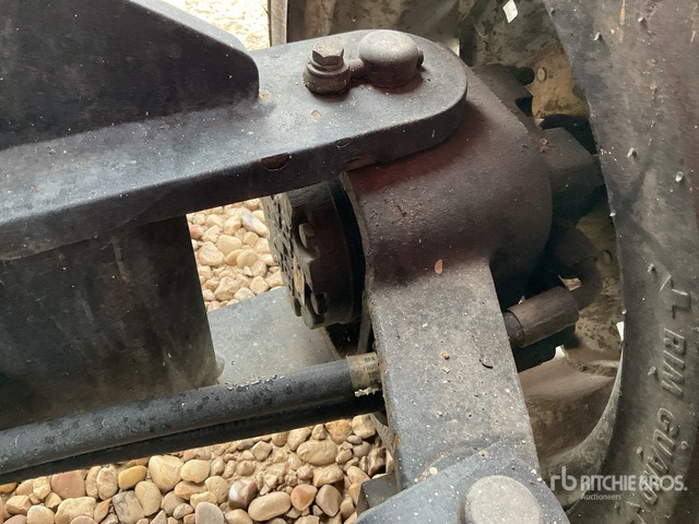 2012 Manitou 120SC 4x4 Diesel Scissor Lift - מעלית מספריים: תמונה 5 2012 Manitou 120SC 4x4 Diesel Scissor Lift - מעלית מספריים: תמונה 5