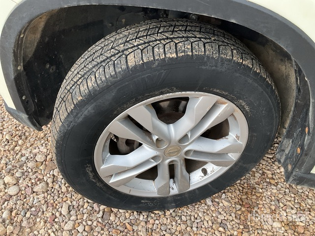 2012 Nissan X-Trail Automobile - SUV: תמונה 4 2012 Nissan X-Trail Automobile - SUV: תמונה 4