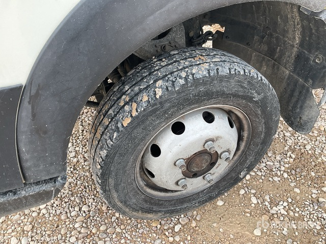 2014 Nissan NT400 Cabstar 35.12 2014 Oil&Steel Scorpion 1490 Sm ... Bucket Truck - פלטפורמה אווירית מותקנת על משאית: תמונה 4 2014 Nissan NT400 Cabstar 35.12 2014 Oil&Steel Scorpion 1490 Sm ... Bucket Truck - פלטפורמה אווירית מותקנת על משאית: תמונה 4