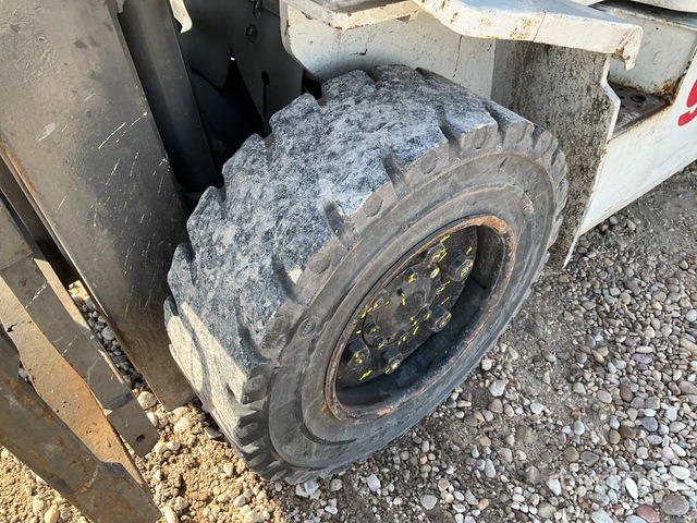 2015 Nissan YG1D2A32Q Forklift - מלגזת סולר: תמונה 5 2015 Nissan YG1D2A32Q Forklift - מלגזת סולר: תמונה 5