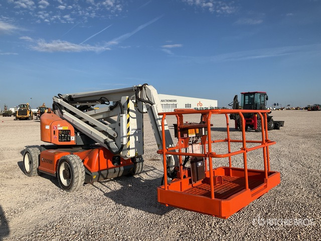 2016 Snorkel A46JE 2WD Electric Articulating Boom Lift - זרוע מרפקי: תמונה 3 2016 Snorkel A46JE 2WD Electric Articulating Boom Lift - זרוע מרפקי: תמונה 3