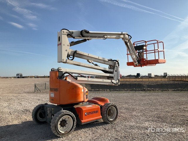 2016 Snorkel A46JE 2WD Electric Articulating Boom Lift - זרוע מרפקי: תמונה 1 2016 Snorkel A46JE 2WD Electric Articulating Boom Lift - זרוע מרפקי: תמונה 1