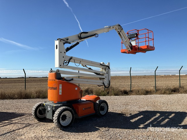 2016 Snorkel A46JE 2WD Electric Articulating Boom Lift - זרוע מרפקי: תמונה 1 2016 Snorkel A46JE 2WD Electric Articulating Boom Lift - זרוע מרפקי: תמונה 1