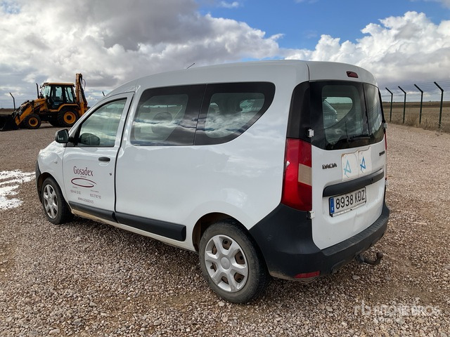 2017 DACIA Dokker Cargo Van - כלי רכב מסחרי: תמונה 3 2017 DACIA Dokker Cargo Van - כלי רכב מסחרי: תמונה 3