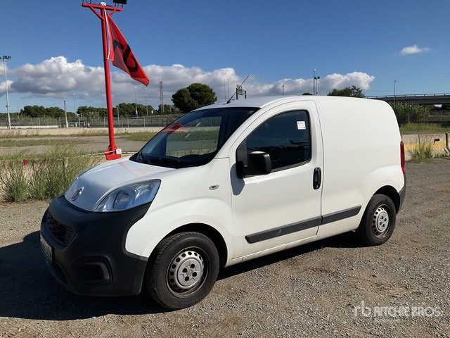 2017 Fiat Fiorino Multijet Van Truck - כלי רכב מסחרי: תמונה 1 2017 Fiat Fiorino Multijet Van Truck - כלי רכב מסחרי: תמונה 1