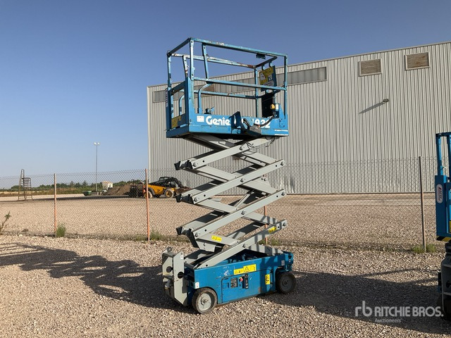 2017 Genie GS1932 Electric Scissor Lift - מעלית מספריים: תמונה 1 2017 Genie GS1932 Electric Scissor Lift - מעלית מספריים: תמונה 1