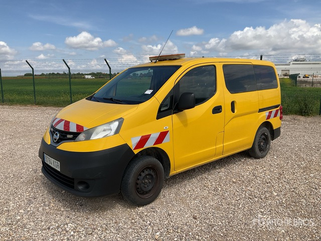 2017 Nissan NV200 City Verso 5 Passenger Van - מיניבוס, כלי רכב מסחרי לנוסעים: תמונה 2 2017 Nissan NV200 City Verso 5 Passenger Van - מיניבוס, כלי רכב מסחרי לנוסעים: תמונה 2