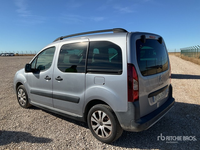 2018 Citroen Berlingo Passenger Van - מיניבוס, כלי רכב מסחרי לנוסעים: תמונה 2 2018 Citroen Berlingo Passenger Van - מיניבוס, כלי רכב מסחרי לנוסעים: תמונה 2