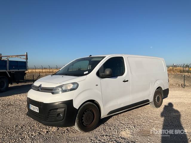 2019 Citroen Jumpy 2.0 Blue HDI - כלי רכב מסחרי עם לוח: תמונה 2 2019 Citroen Jumpy 2.0 Blue HDI - כלי רכב מסחרי עם לוח: תמונה 2