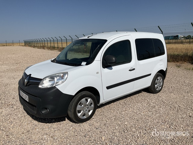 2020 Renault Kangoo Combi 5 Passenger Van - מיניבוס, כלי רכב מסחרי לנוסעים: תמונה 1 2020 Renault Kangoo Combi 5 Passenger Van - מיניבוס, כלי רכב מסחרי לנוסעים: תמונה 1