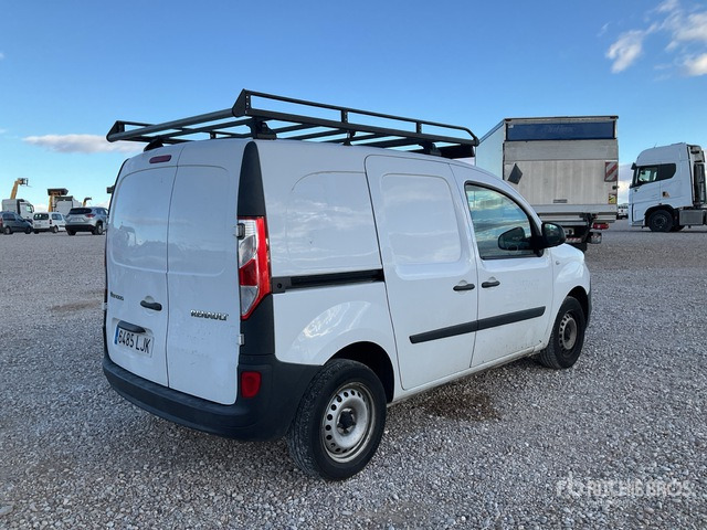 2020 Renault Kangoo Combi Cargo Van - כלי רכב מסחרי: תמונה 3 2020 Renault Kangoo Combi Cargo Van - כלי רכב מסחרי: תמונה 3