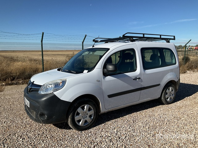 2020 Renault Kangoo Passenger Van - מיניבוס, כלי רכב מסחרי לנוסעים: תמונה 2 2020 Renault Kangoo Passenger Van - מיניבוס, כלי רכב מסחרי לנוסעים: תמונה 2