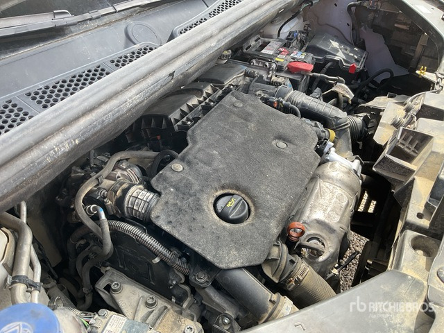 2020 Toyota Proace City Verso 5 Passenger Van - מיניבוס, כלי רכב מסחרי לנוסעים: תמונה 4 2020 Toyota Proace City Verso 5 Passenger Van - מיניבוס, כלי רכב מסחרי לנוסעים: תמונה 4