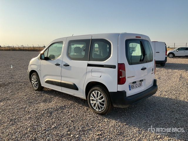 2021 Citroen Berlingo Passenger Van - מיניבוס, כלי רכב מסחרי לנוסעים: תמונה 3 2021 Citroen Berlingo Passenger Van - מיניבוס, כלי רכב מסחרי לנוסעים: תמונה 3