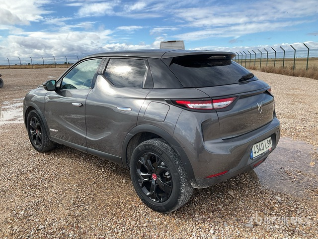 2021 Citroen DS3 Crossback BlueHDI Automobile - מכונית: תמונה 2 2021 Citroen DS3 Crossback BlueHDI Automobile - מכונית: תמונה 2