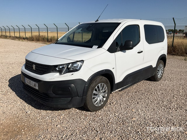 2021 Peugeot Rifter Passenger Van - מיניבוס, כלי רכב מסחרי לנוסעים: תמונה 2 2021 Peugeot Rifter Passenger Van - מיניבוס, כלי רכב מסחרי לנוסעים: תמונה 2
