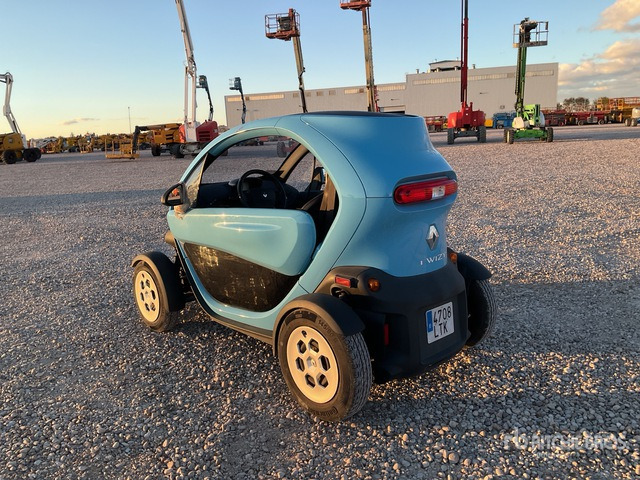 2021 Renault Twizy Electric Automobile - מכונית: תמונה 2 2021 Renault Twizy Electric Automobile - מכונית: תמונה 2