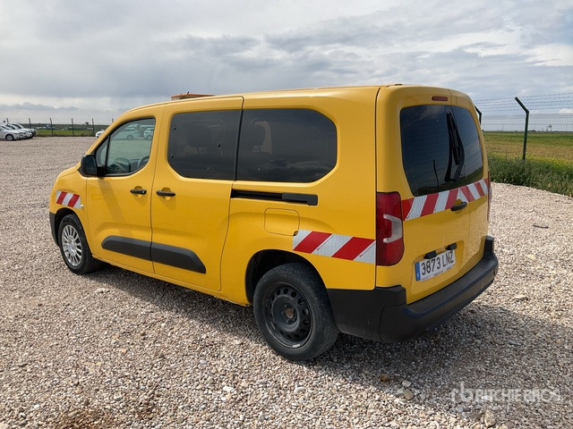 2021 Toyota Proace City Verso 5 Passenger Van - מיניבוס, כלי רכב מסחרי לנוסעים: תמונה 3 2021 Toyota Proace City Verso 5 Passenger Van - מיניבוס, כלי רכב מסחרי לנוסעים: תמונה 3