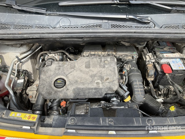 2021 Toyota Proace City Verso 5 Passenger Van - מיניבוס, כלי רכב מסחרי לנוסעים: תמונה 4 2021 Toyota Proace City Verso 5 Passenger Van - מיניבוס, כלי רכב מסחרי לנוסעים: תמונה 4