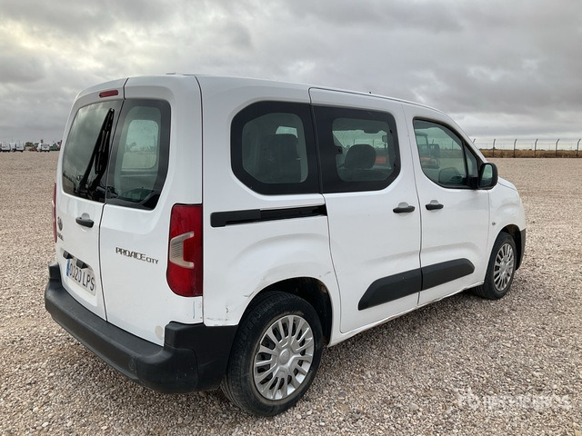 2021 Toyota Proace Passenger Van - מיניבוס, כלי רכב מסחרי לנוסעים: תמונה 4 2021 Toyota Proace Passenger Van - מיניבוס, כלי רכב מסחרי לנוסעים: תמונה 4