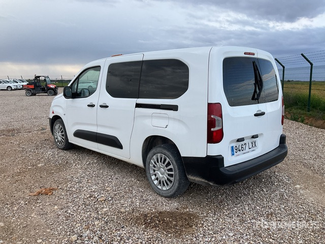 2022 Toyota Proace City Verso 5 Passenger Van - מיניבוס, כלי רכב מסחרי לנוסעים: תמונה 3 2022 Toyota Proace City Verso 5 Passenger Van - מיניבוס, כלי רכב מסחרי לנוסעים: תמונה 3