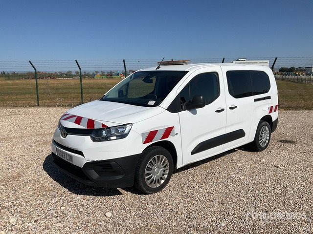 2022 Toyota Proace City Verso 5 Passenger Van - מיניבוס, כלי רכב מסחרי לנוסעים: תמונה 1 2022 Toyota Proace City Verso 5 Passenger Van - מיניבוס, כלי רכב מסחרי לנוסעים: תמונה 1