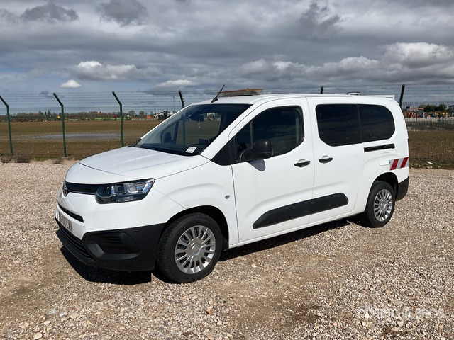 2022 Toyota Proace City Verso 5 Passenger Van - מיניבוס, כלי רכב מסחרי לנוסעים: תמונה 3 2022 Toyota Proace City Verso 5 Passenger Van - מיניבוס, כלי רכב מסחרי לנוסעים: תמונה 3