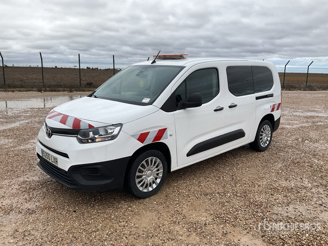 2022 Toyota Proace City Verso 5 Passenger Van - מיניבוס, כלי רכב מסחרי לנוסעים: תמונה 3 2022 Toyota Proace City Verso 5 Passenger Van - מיניבוס, כלי רכב מסחרי לנוסעים: תמונה 3