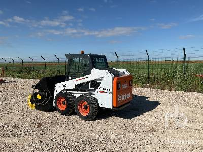 BOBCAT S450 - מעמיס היגוי החלקה: תמונה 2 BOBCAT S450 - מעמיס היגוי החלקה: תמונה 2