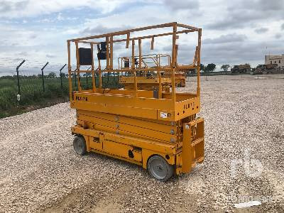 HAULOTTE COMPACT 10N Electric - מעלית מספריים: תמונה 4 HAULOTTE COMPACT 10N Electric - מעלית מספריים: תמונה 4