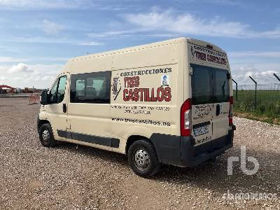 RENAULT BOXER - משאית תיבה: תמונה 2 RENAULT BOXER - משאית תיבה: תמונה 2