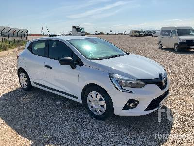 RENAULT CLIO - מכונית: תמונה 4 RENAULT CLIO - מכונית: תמונה 4