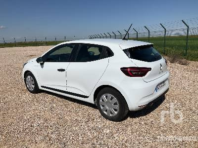 RENAULT CLIO - מכונית: תמונה 2 RENAULT CLIO - מכונית: תמונה 2