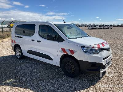 TOYOTA PROACE CITY VER 5 - מכונית: תמונה 4 TOYOTA PROACE CITY VER 5 - מכונית: תמונה 4