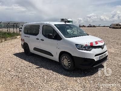TOYOTA PROACE - כלי רכב מסחרי עם לוח: תמונה 4 TOYOTA PROACE - כלי רכב מסחרי עם לוח: תמונה 4