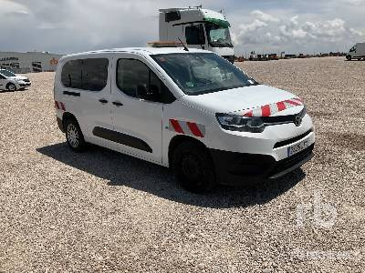 TOYOTA PROACE - כלי רכב מסחרי עם לוח: תמונה 4 TOYOTA PROACE - כלי רכב מסחרי עם לוח: תמונה 4