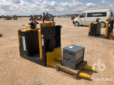 YALE MO10L Electric - משאית משטחים: תמונה 4 YALE MO10L Electric - משאית משטחים: תמונה 4