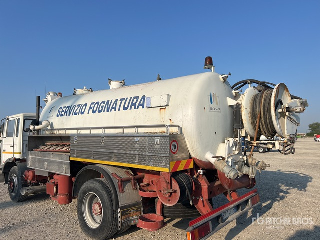 1989 Renault S170 4x2 Vacuum Tanker Truck - משאית ואקום: תמונה 5 1989 Renault S170 4x2 Vacuum Tanker Truck - משאית ואקום: תמונה 5