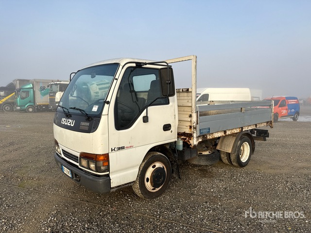 1999 Isuzu K35 Flatbed Truck - משאית צד נופל/ שטוחה: תמונה 1 1999 Isuzu K35 Flatbed Truck - משאית צד נופל/ שטוחה: תמונה 1