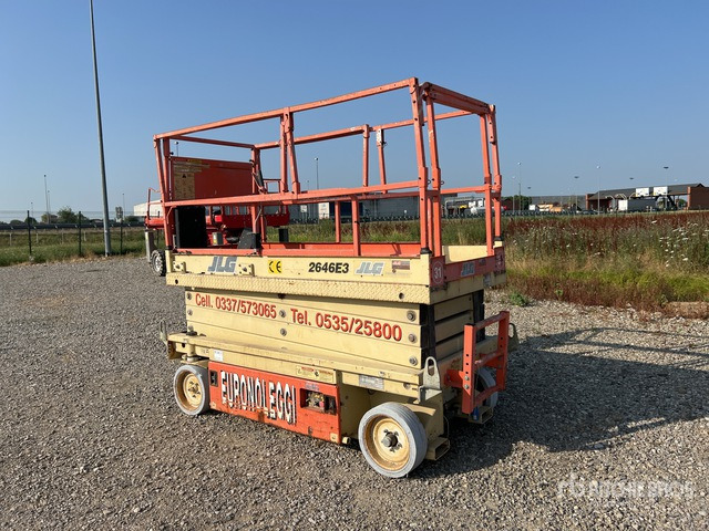 2000 JLG 2646 E3 Electric (Inoperable) Scissor Lift - מעלית מספריים: תמונה 4 2000 JLG 2646 E3 Electric (Inoperable) Scissor Lift - מעלית מספריים: תמונה 4