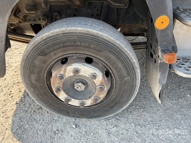 2002 Iveco Eurocargo 80E15 2002 PM 5022 2500 kg on Crew Cab Dump Truck with Crane - מכסחת תבואה/ עשבים: תמונה 5 2002 Iveco Eurocargo 80E15 2002 PM 5022 2500 kg on Crew Cab Dump Truck with Crane - מכסחת תבואה/ עשבים: תמונה 5