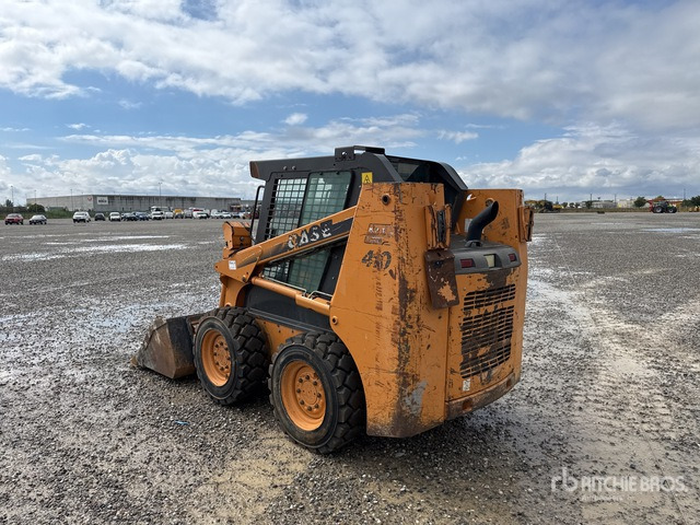 2005 Case 410 High Flow Skid Steer Loader - מעמיס היגוי החלקה: תמונה 3 2005 Case 410 High Flow Skid Steer Loader - מעמיס היגוי החלקה: תמונה 3