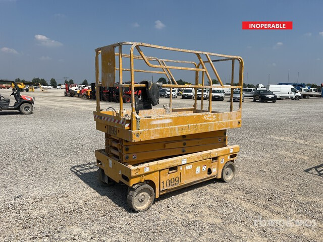 2006 Haulotte Compact 10 Electric (Inoperable) Scissor Lift - מעלית מספריים: תמונה 2 2006 Haulotte Compact 10 Electric (Inoperable) Scissor Lift - מעלית מספריים: תמונה 2