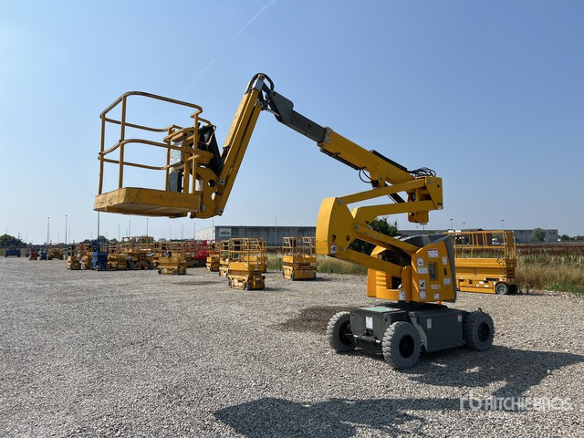 2008 Haulotte HA12IP Electric Articulating Boom Lift - זרוע מרפקי: תמונה 1 2008 Haulotte HA12IP Electric Articulating Boom Lift - זרוע מרפקי: תמונה 1