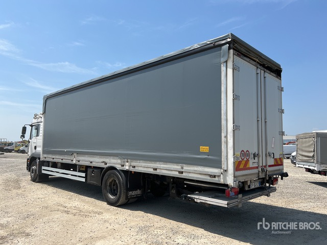 2008 MAN TGM18.280 4x2 Curtain Side Truck - מכסחת תבואה/ עשבים: תמונה 4 2008 MAN TGM18.280 4x2 Curtain Side Truck - מכסחת תבואה/ עשבים: תמונה 4