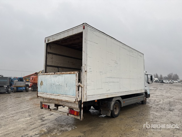2008 Mercedes-Benz Atego 4x2 Van Truck - משאית תיבה: תמונה 3 2008 Mercedes-Benz Atego 4x2 Van Truck - משאית תיבה: תמונה 3