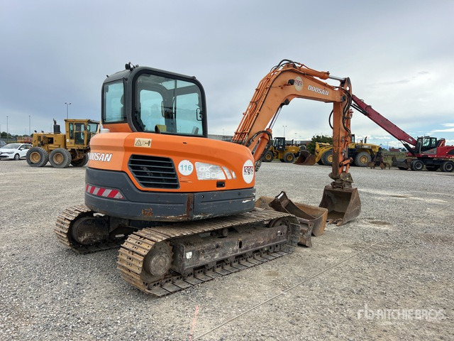 2009 Doosan DX80R Tracked Excavator - מחפר סורק: תמונה 3 2009 Doosan DX80R Tracked Excavator - מחפר סורק: תמונה 3