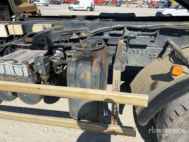 2010 MAN TGA 33.400 6x4 T/A Dump Truck - מכסחת תבואה/ עשבים: תמונה 5 2010 MAN TGA 33.400 6x4 T/A Dump Truck - מכסחת תבואה/ עשבים: תמונה 5