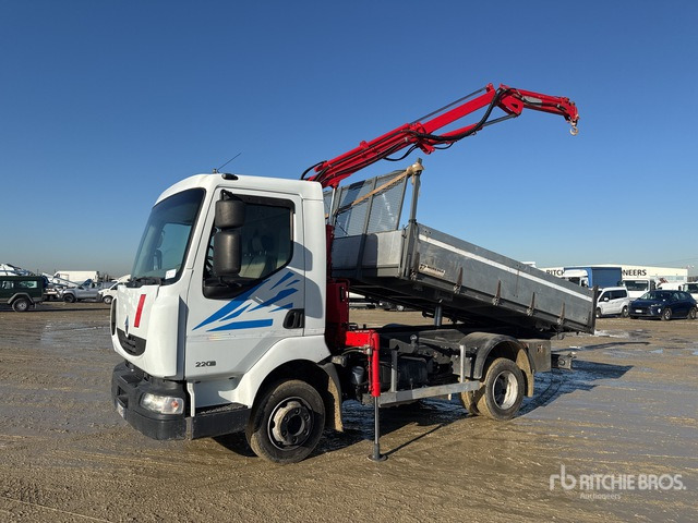 2010 Renault Midlum 220.08 1981 C.O.M.A. C330B on 4x2 Dump Truck with Crane - מזהיר: תמונה 1 2010 Renault Midlum 220.08 1981 C.O.M.A. C330B on 4x2 Dump Truck with Crane - מזהיר: תמונה 1