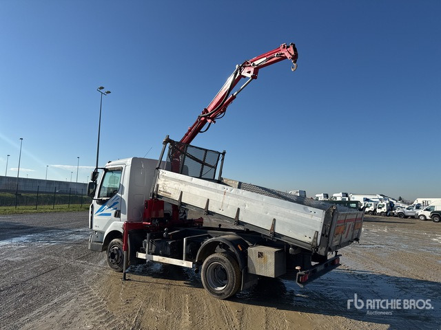 2010 Renault Midlum 220.08 1981 C.O.M.A. C330B on 4x2 Dump Truck with Crane - מזהיר: תמונה 2 2010 Renault Midlum 220.08 1981 C.O.M.A. C330B on 4x2 Dump Truck with Crane - מזהיר: תמונה 2